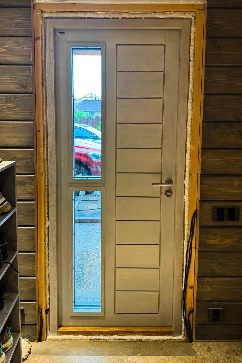 Элитная входная дверь из массива дуба Scandoors Wood с терморазрывом