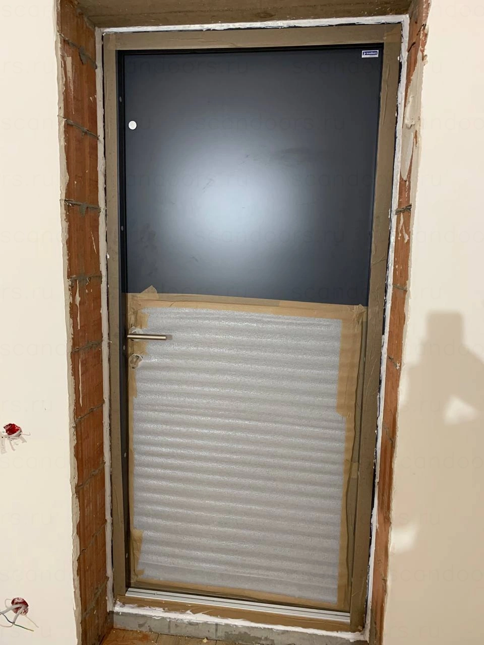 Фото 2 - Двери Scandoors с ручкой–штангой Scandoors: производство и монтаж