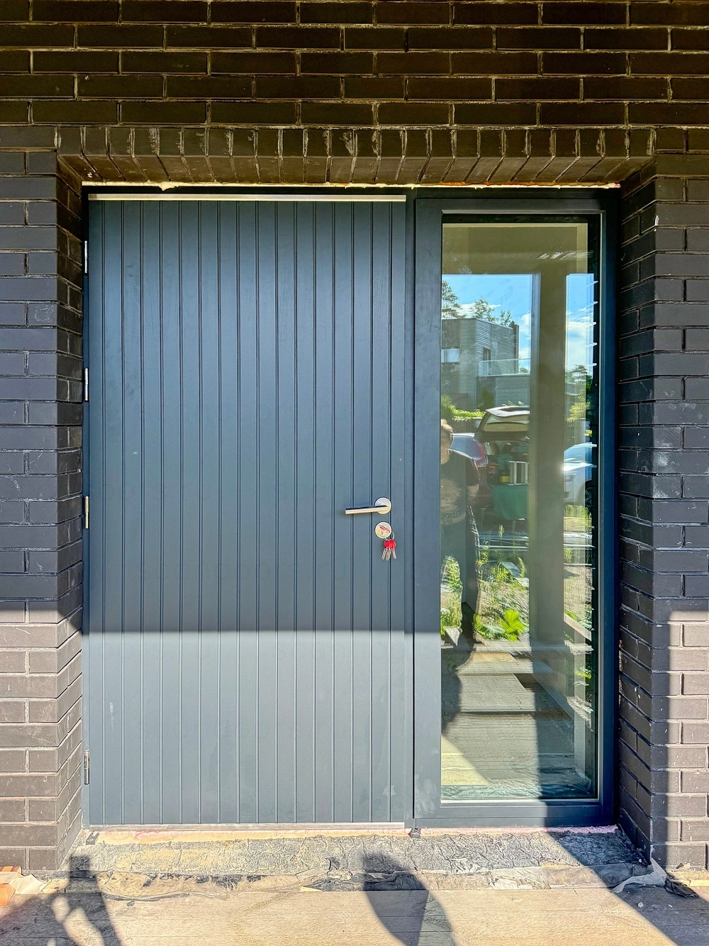 Фото 5 - Входная группа Scandoors Planken Thermo с толщиной полотна 96мм , энергосберегающим стеклопакетом и доводчиком. Scandoors: производство и монтаж