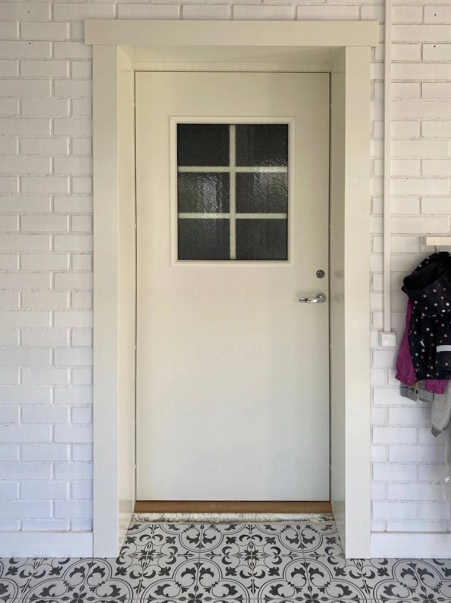 Фото 1 - Финские входные двери Fenestra F2000L Scandoors: производство и монтаж