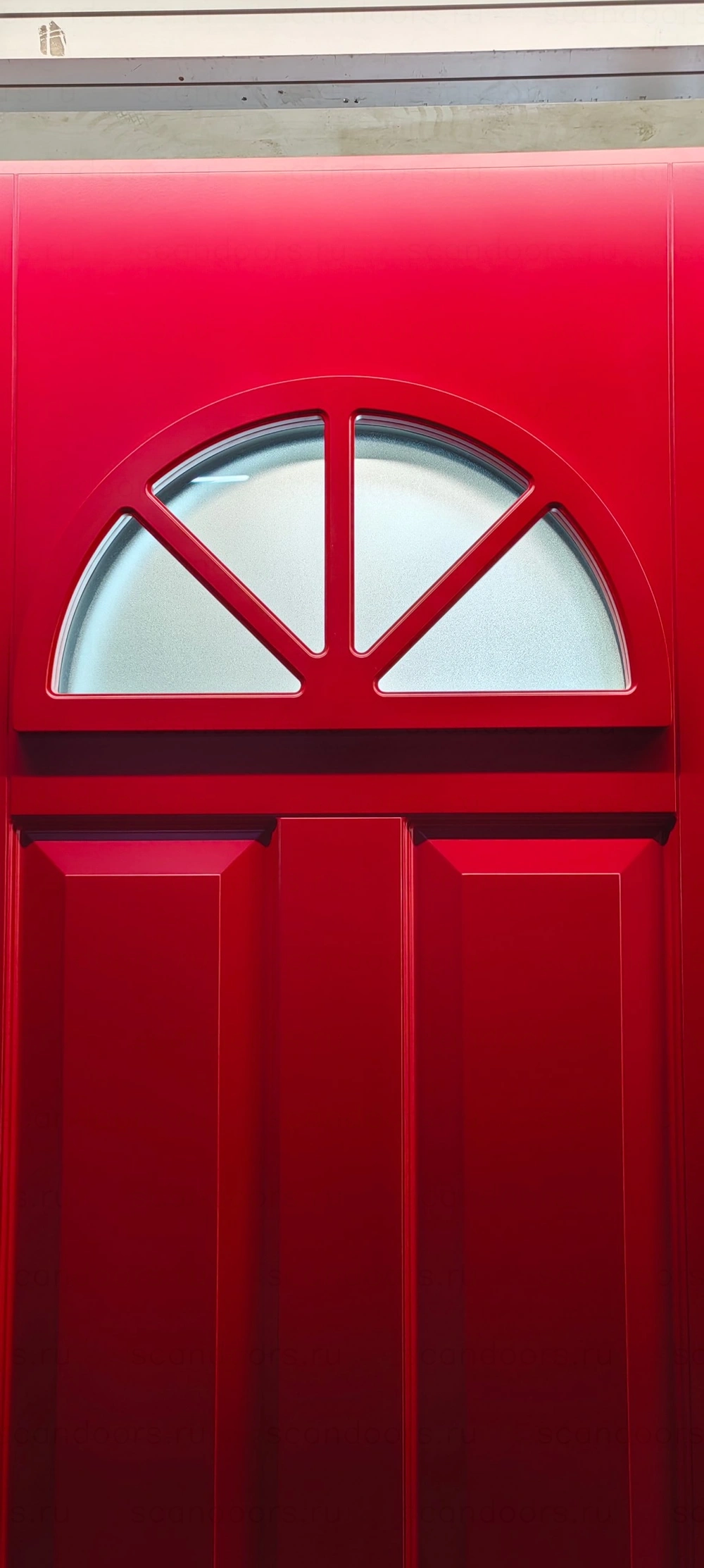Фото 2 - Морозостойкая деревянная входная дверь Scandoors CW09 Arctic с дверным полотном толщиной 100мм и 3–я рядами уплотнения Scandoors: производство и монтаж