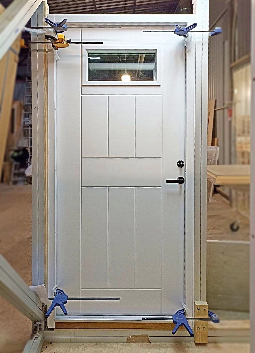 Фото 3 - Морозостойкая дверь Scandoors FW019 Arctic, усиленное дверное полотно толщ. 100мм, дверная коробка 60х126мм, замок и фурнитурой Abloy Scandoors: производство и монтаж