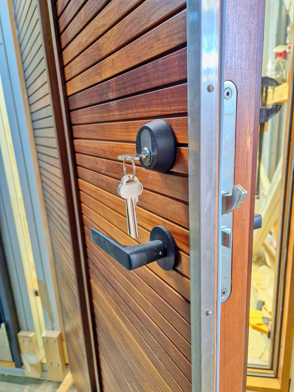 Фото 4 - Морозостойкие двери Scandoors Planken из термоосины – натуральная красота и сила! Scandoors: производство и монтаж