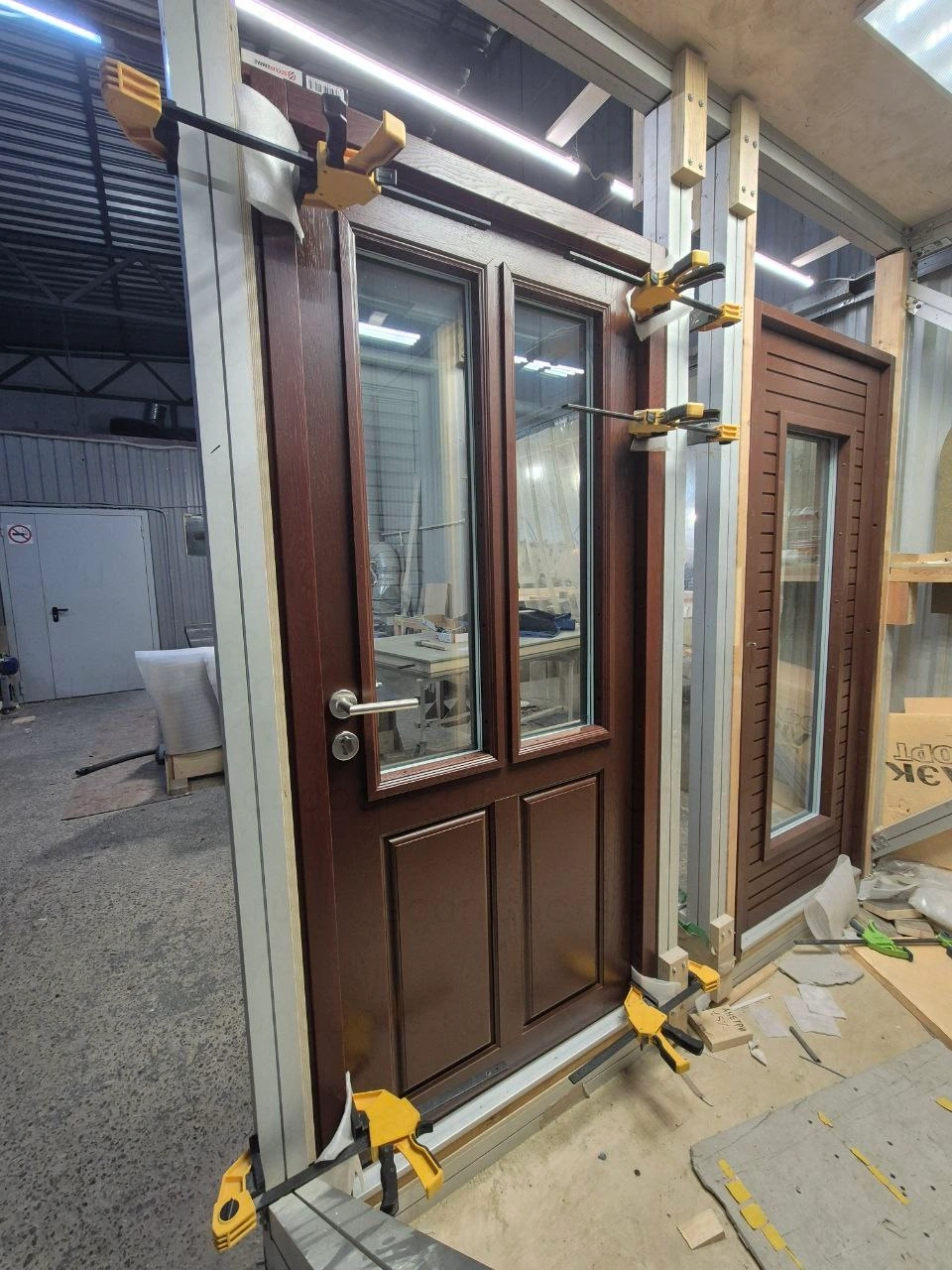 Фото 2 - Морозостойкие входные двери Scandoors Planken и Scandoors Wood ждут отправки своим владельцам в новом году! Scandoors: производство и монтаж