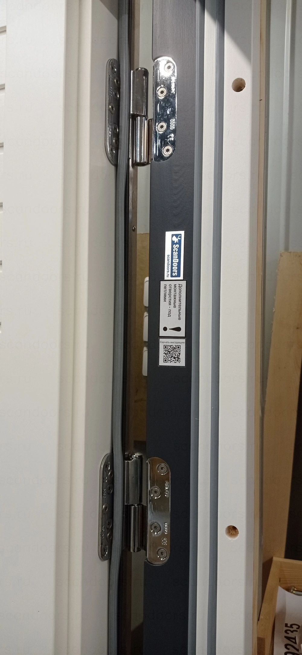 Фото 3 - planken Самая теплая дверь Scandoors Planken в исполнении Arctic, с наружным притвором и усиленным полотном 96мм. Отделка из массива дерева. Не имеет аналогов. Для любых морозов. Scandoors: производство и монтаж