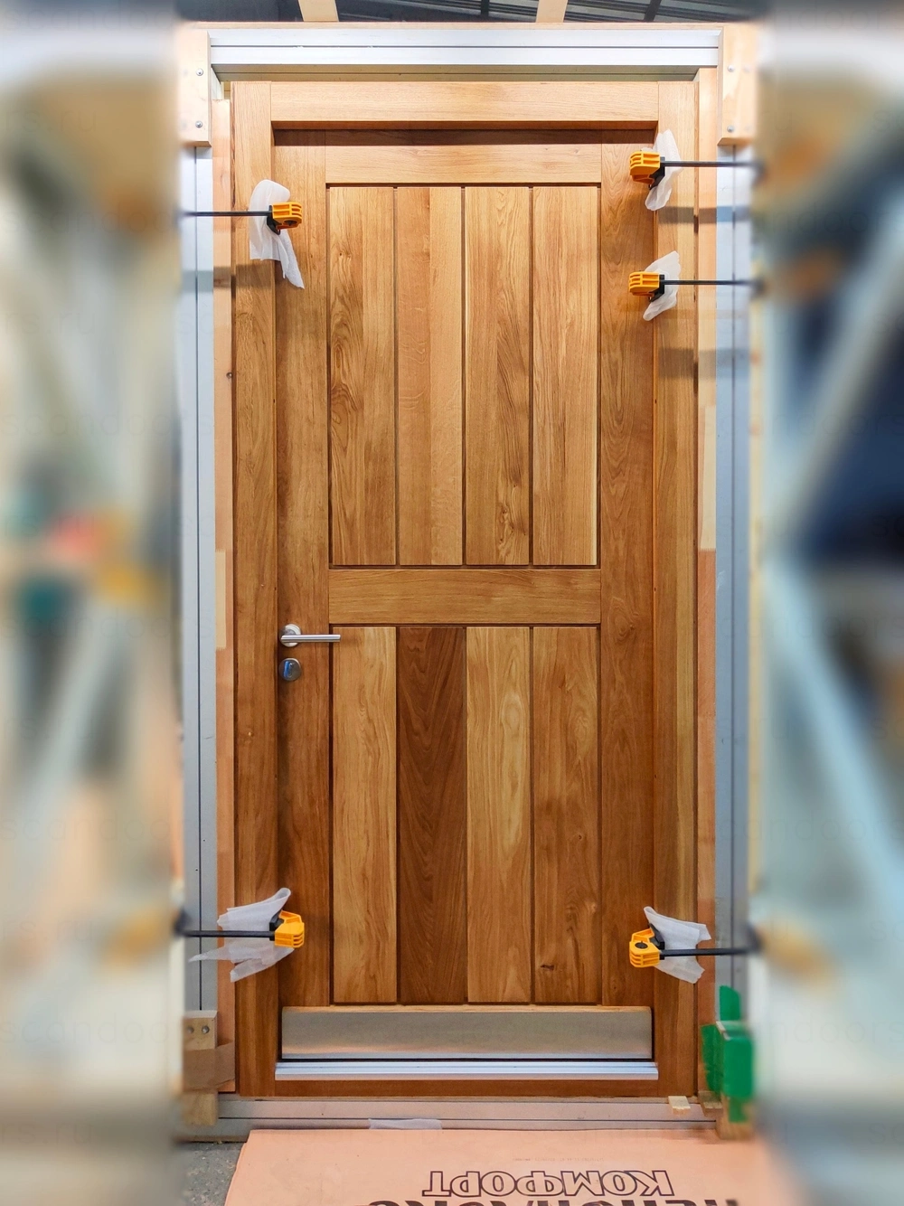 Фото 3 - Премиальные морозостойкие двери из дуба Scandoors Wood Arctic c внутренним открыванием и скрытыми петлями Scandoors: производство и монтаж