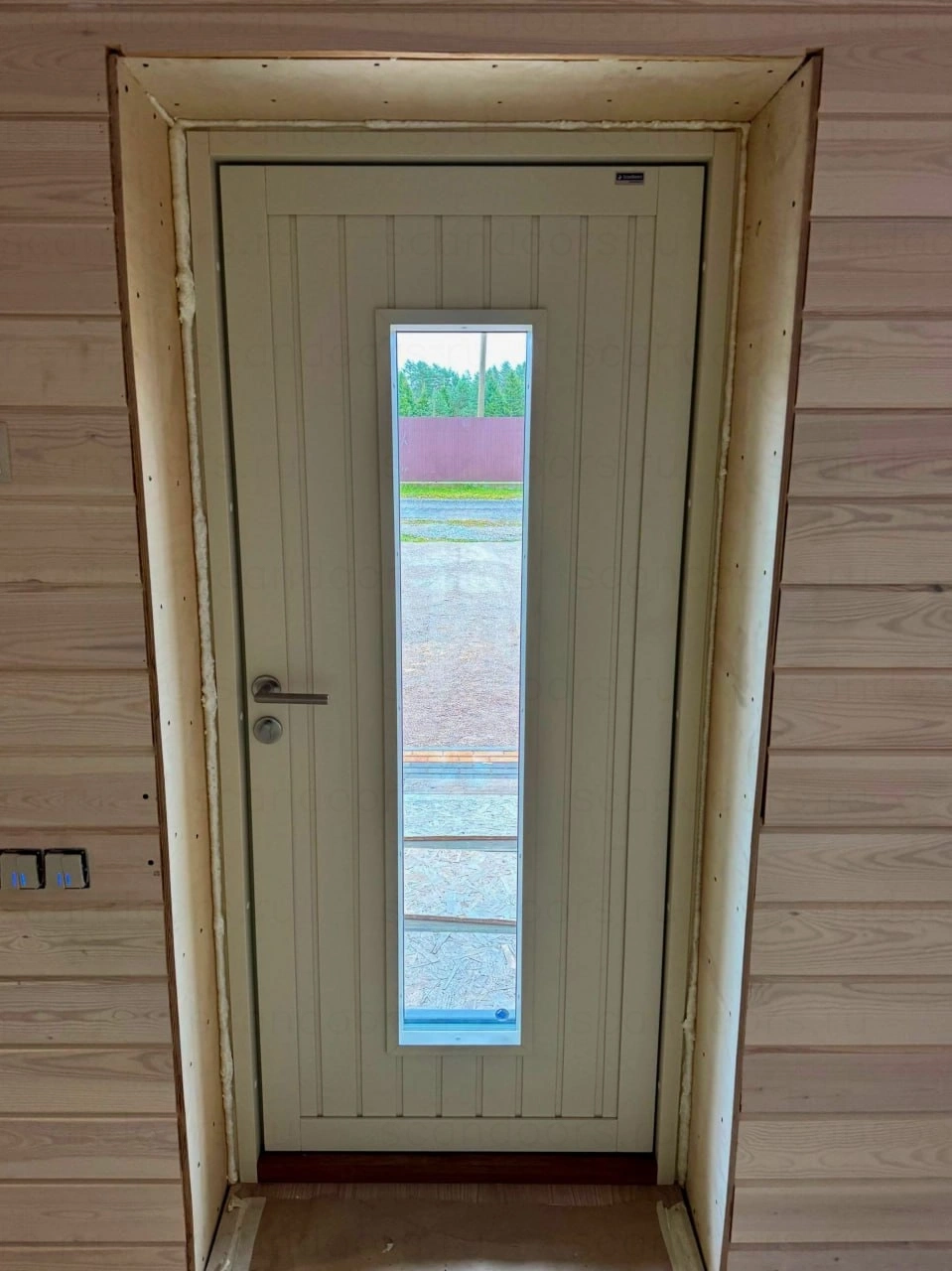 Фото 3 - Scandoors Planken – морозостойкая дверь с отделкой рейками Scandoors: производство и монтаж