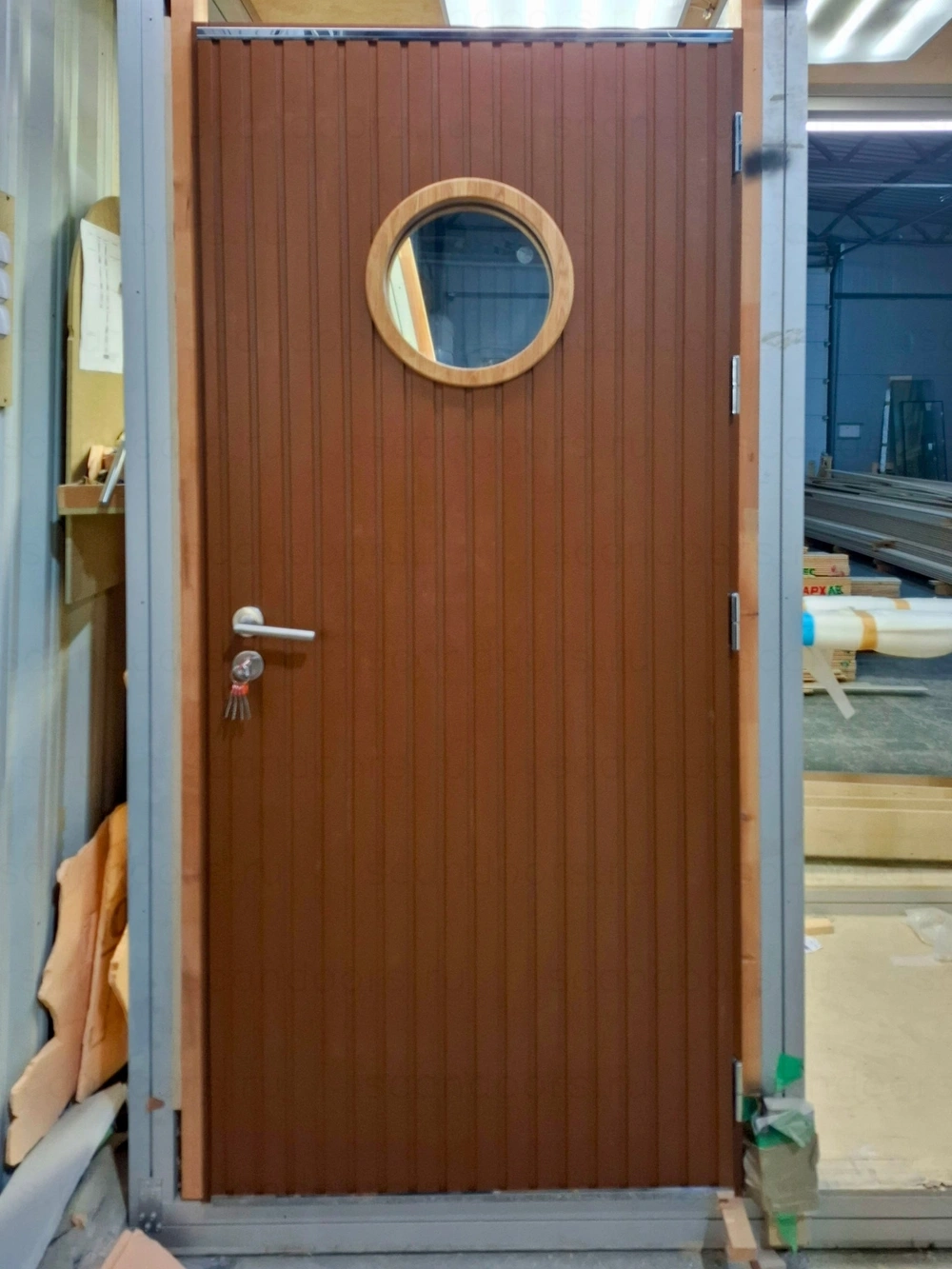 Фото 1 - Scandoors Planken – морозостойкая входная дверь Scandoors: производство и монтаж