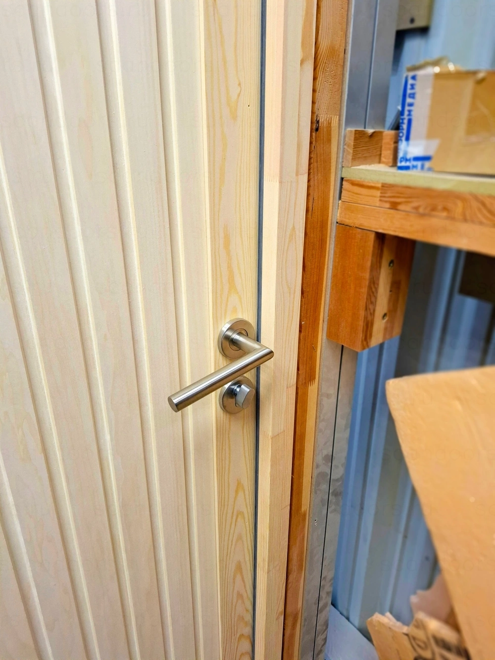 Фото 3 - Scandoors Planken – морозостойкая входная дверь Scandoors: производство и монтаж