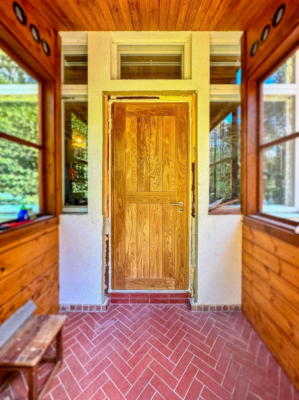 Фото 4 - ❄️ Scandoors Wood F012 – надежная дверь для суровых зим с отделкой из дуба. Scandoors: производство и монтаж