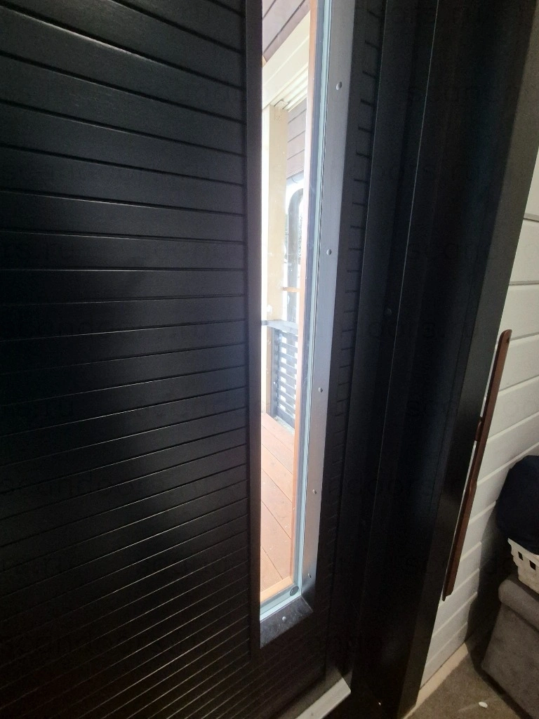 Фото 4 - Какую входную дверь выбрать в дом: плюсы термодерева Scandoors: производство и монтаж